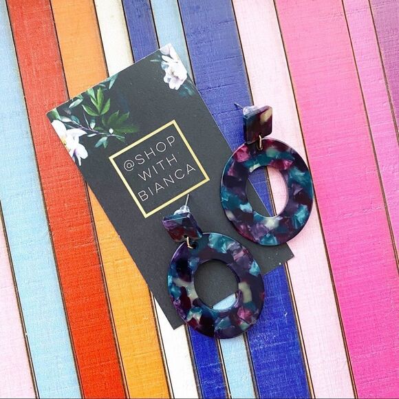 Peacock Tortoise Acrylic Earrings - Picture 6 of 6